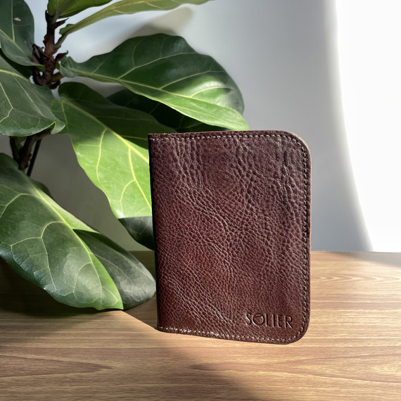 Etui na paszport skórzane Solier SW07A brązowe
