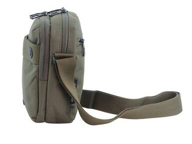Saszetka na ramię z poliestru Discovery Downtown 912 khaki