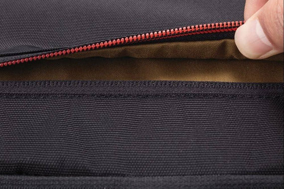 Plecak miejski z poliestru XD Design Bobby Sling czarny