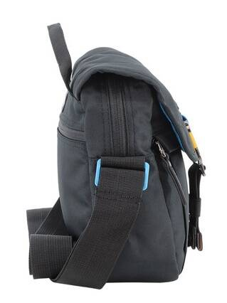 Torba na ramię z poliestru Discovery Icon 711 czarna